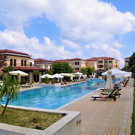 Private In Life Apartment *